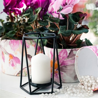 {{productViewItem.photos[photoViewList.activeNavIndex].Alt || productViewItem.photos[photoViewList.activeNavIndex].Description || 'Подсвечник в стиле лофт'}}