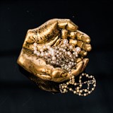 Подставка для украшений Ладони U09232-G полистоун цв.золотой - фото 240788 Подставка для украшений Ладони U09232-G полистоун цв.золотой - фото 240788