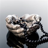 Подставка для украшений Ладони U09232-S полистоун цв.серебро - фото 240793