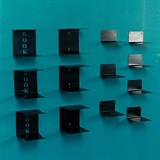 Невидимая настенная полка для книг - фото 242105